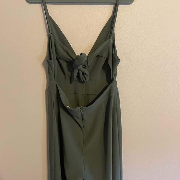Green jumpsuit - Picture 7 of 7